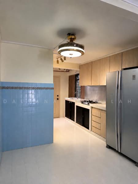 98 Lorong 1 Toa Payoh, 98 Lorong 1 Toa Payoh, 2 Bedrooms, 731 sqft, HDB Flat For Sale, by Daliana Abdullah, 500215692 - Kitchen - PropertyGuru.com.sg