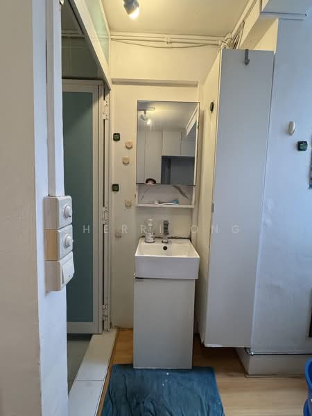 9 Jalan Batu, 9 Jalan Batu, 2 Bedrooms, 516 sqft, HDB Flat For Sale, by Sherri Ong, 500215708 - Bathroom - PropertyGuru.com.sg