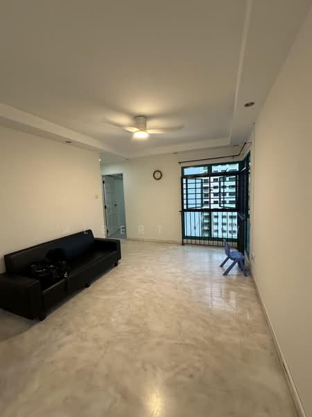354C Admiralty Drive, 354C Admiralty Drive, 3 Bedrooms, 1,001 sqft, HDB Flat For Rent, by Albert New, 500215713 - Living Room - PropertyGuru.com.sg