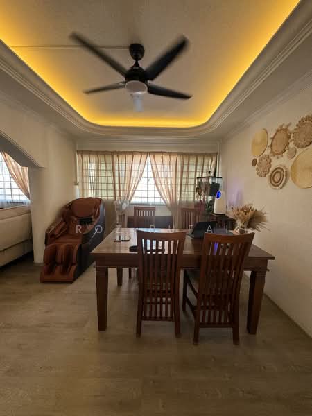 409 Choa Chu Kang Avenue 3, 409 Choa Chu Kang Avenue 3, Room Rental, 45 sqft, HDB Flat For Rent, by Roz Rufai, 500215739 - Dining Room - PropertyGuru.com.sg