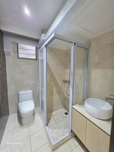 306B Punggol Place, 306B Punggol Place, 3 Bedrooms, 1,044 sqft, HDB Flat For Rent, by Jeremy Tan, 500215741 - Common Bathroom - PropertyGuru.com.sg