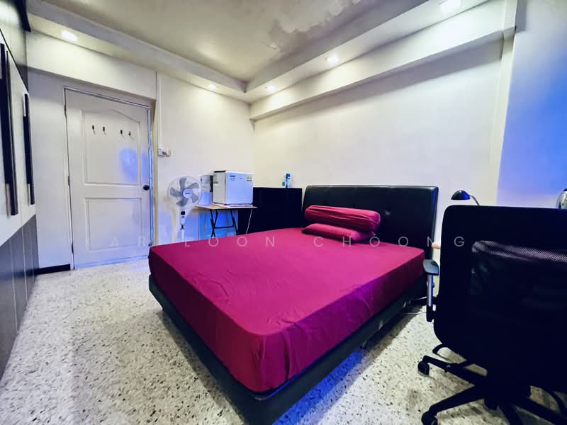 205 Tampines Street 21, 205 Tampines Street 21, Room Rental, 150 sqft, HDB Flat For Rent, by Kar Loon Choong, 500215753 - Bedroom - PropertyGuru.com.sg