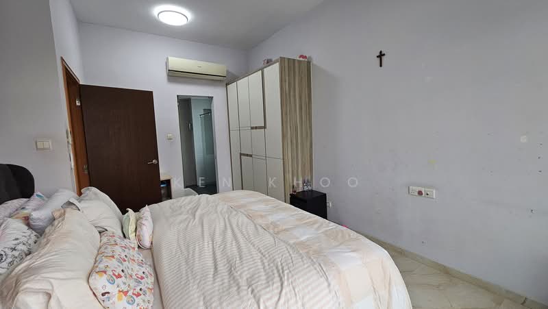 Summerhill, 50 Hume Avenue, 3 Bedrooms, 1,259 sqft, Condominium For Rent, by Ken Khoo, 500215774 - Bedroom - PropertyGuru.com.sg