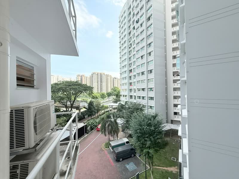473C Upper Serangoon Crescent, 473C Upper Serangoon Crescent, 3 Bedrooms, 1,216 sqft, HDB Flat For Sale, by Jose Loh Zhenhao, 500215791 - Balcony - PropertyGuru.com.sg