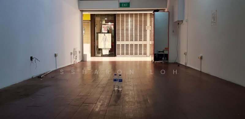 Lucky Plaza, , 1,184 sqft, Mall Shop For Rent, by Ssharon Loh, 500215794 - CommercialGuru.com.sg