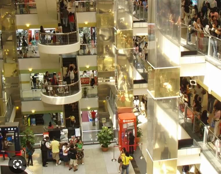 Lucky Plaza, , 1,184 sqft, Mall Shop For Rent, by Ssharon Loh, 500215794 - CommercialGuru.com.sg