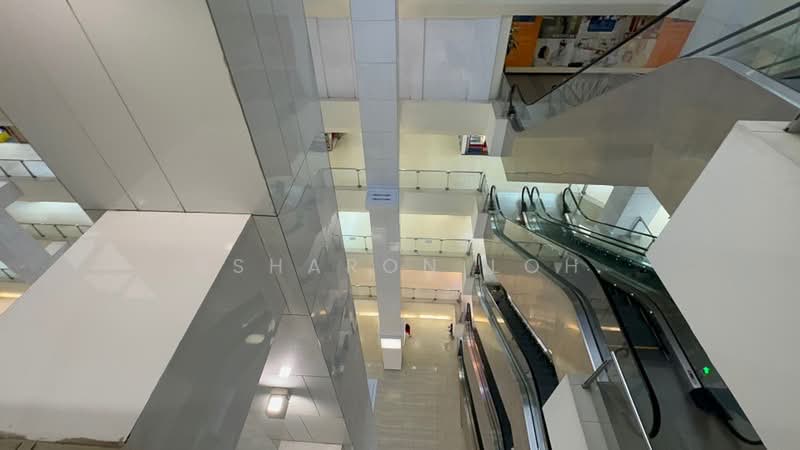 Lucky Plaza, , 1,184 sqft, Mall Shop For Rent, by Ssharon Loh, 500215794 - CommercialGuru.com.sg