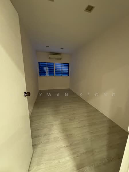 Goldhill Shopping Centre, 151 Thomson Road, 1,206 sqft, Other Retail For Rent, by Lim Kwan Keong, 500215804 - Interior - CommercialGuru.com.sg