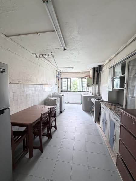 203 Marsiling Drive, 203 Marsiling Drive, 2 Bedrooms, 732 sqft, HDB Flat For Sale, by Alicia Xiao, 500215814 - Kitchen - PropertyGuru.com.sg