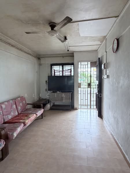 203 Marsiling Drive, 203 Marsiling Drive, 2 Bedrooms, 732 sqft, HDB Flat For Sale, by Alicia Xiao, 500215814 - Living Room - PropertyGuru.com.sg