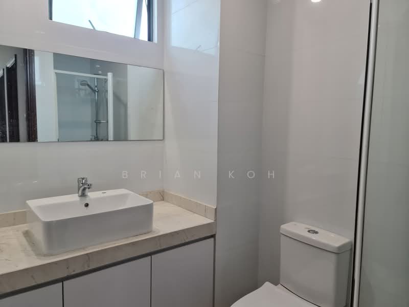 Fifth Avenue Condominium, 2 Fifth Avenue, 4 Bedrooms, 2,433 sqft, Condominium For Rent, by Brian Koh, 500215835 - Bathroom - PropertyGuru.com.sg