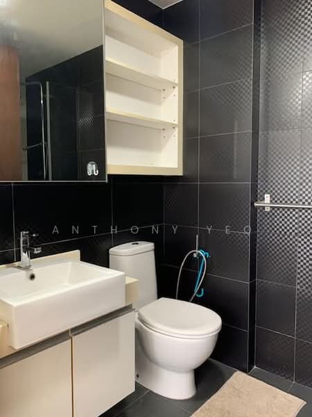 Haig 162, 162 Haig Road, 1 Bedroom, 366 sqft, Condominium For Rent, by Anthony Yeo, 500215836 - Bathroom - PropertyGuru.com.sg