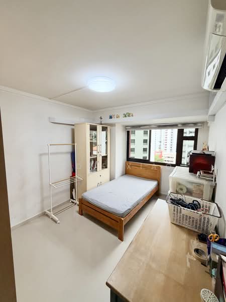 289D Bukit Batok Street 25, 289D Bukit Batok Street 25, 4 Bedrooms, 1,776 sqft, HDB Flat For Sale, by Eddie Xiao, 500215841 - Bedroom - PropertyGuru.com.sg