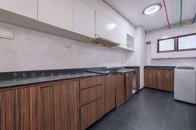 273A Jurong West Avenue 3, 273A Jurong West Avenue 3, 3 Bedrooms, 1,195 sqft, HDB Flat For Sale, by KOH YONG JIAN, 500215843 - Kitchen - PropertyGuru.com.sg