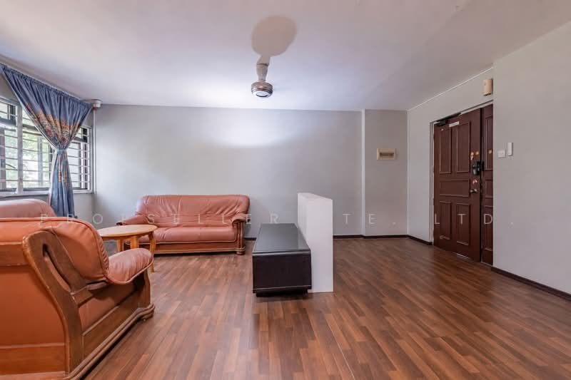 273A Jurong West Avenue 3, 273A Jurong West Avenue 3, 3 Bedrooms, 1,195 sqft, HDB Flat For Sale, by KOH YONG JIAN, 500215843 - Living Room - PropertyGuru.com.sg