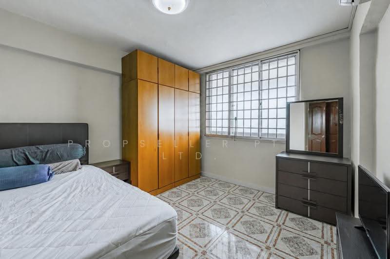 288 Yishun Avenue 6, 288 Yishun Avenue 6, Sembawang / Yishun, 3 Bedrooms, 904 sqft, HDB Flat For Sale, by Gina Tow, 500215859 - Bedroom - PropertyGuru.com.sg