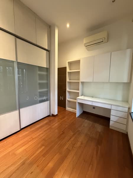 Gerald Mugliston Estate, Mugliston Gradens, 5 Bedrooms, 4,800 sqft, Semi-Detached House For Rent, by Joanne Koh, 500215864 - Study - PropertyGuru.com.sg