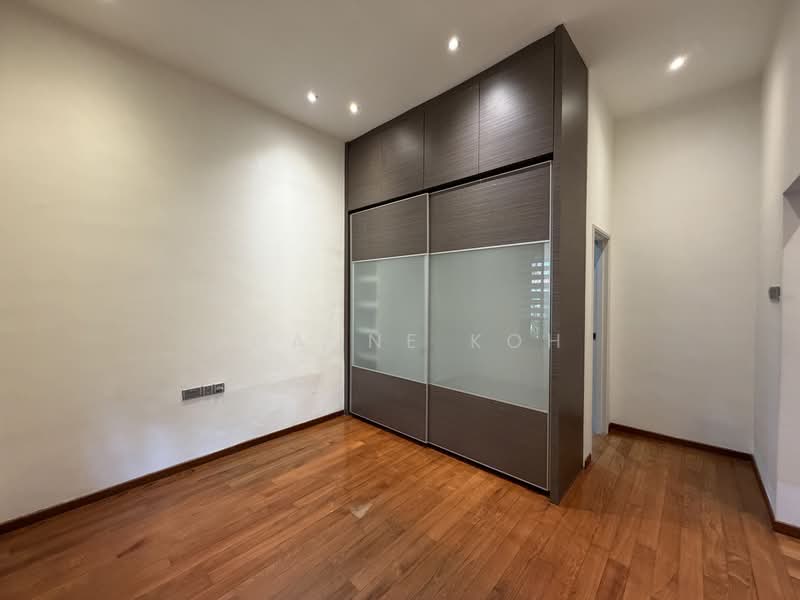 Gerald Mugliston Estate, Mugliston Gradens, 5 Bedrooms, 4,800 sqft, Semi-Detached House For Rent, by Joanne Koh, 500215864 - PropertyGuru.com.sg