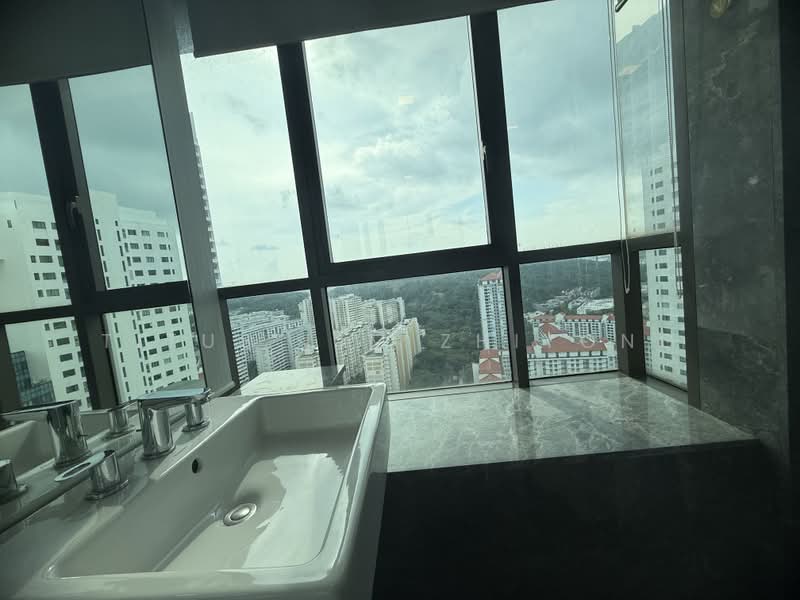 Skyline Residences, 610 Telok Blangah Road, 2 Bedrooms, 829 sqft, Condominium For Rent, by Titus Lim Zhiyong, 500215866 - Bathroom - PropertyGuru.com.sg