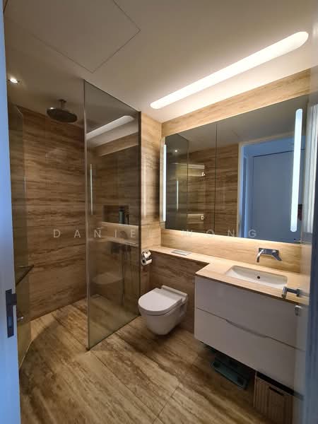 Lloyd SixtyFive, 65 Lloyd Road, 1 Bedroom, 710 sqft, Condominium For Rent, by Daniel Wong, 500215867 - Bathroom - PropertyGuru.com.sg
