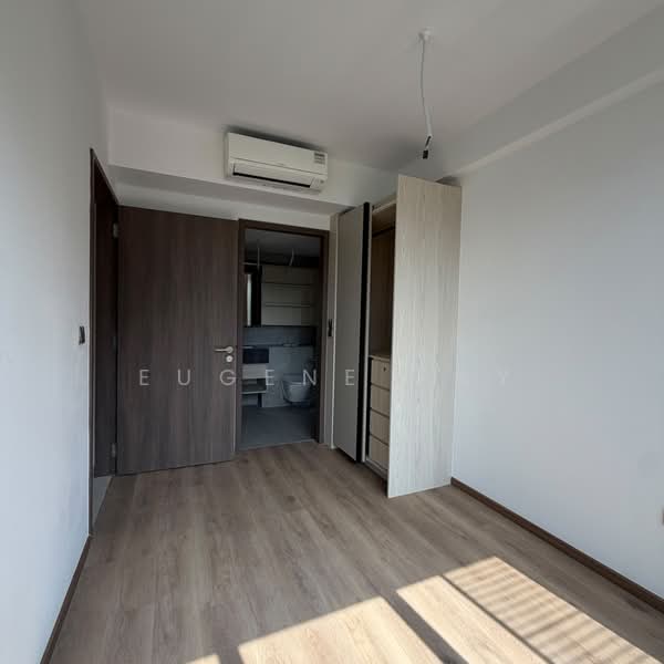 128 Sophia Road photo 2