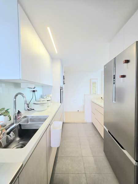 Tanamera Crest, 6 Pari Dedap Walk, 4 Bedrooms, 2,013 sqft, Condominium For Rent, by Joan Chua, 500215883 - Kitchen - PropertyGuru.com.sg