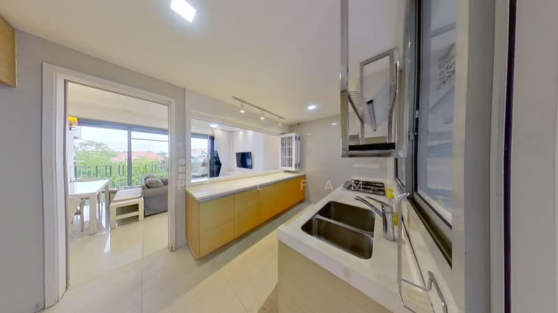 Sea Esta, 28 Pasir Ris Link, 4 Bedrooms, 1,367 sqft, Condominium For Rent, by Paul Fam, 500215893 - Kitchen - PropertyGuru.com.sg