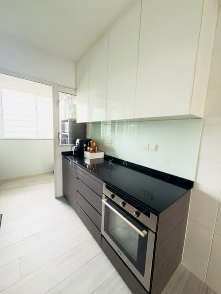524A Pasir Ris Street 11, , 3 Bedrooms, 93 sqft, HDB Flat For Sale, by Latha Kannan, 500215897 - PropertyGuru.com.sg