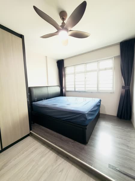 524A Pasir Ris Street 11, , 3 Bedrooms, 93 sqft, HDB Flat For Sale, by Latha Kannan, 500215897 - Bedroom - PropertyGuru.com.sg