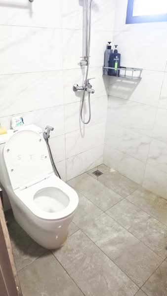 808A Choa Chu Kang Avenue 1, 808A Choa Chu Kang Avenue 1, Room Rental, 120 sqft, HDB Flat For Rent, by Steven Choo, 500215898 - Bathroom - PropertyGuru.com.sg