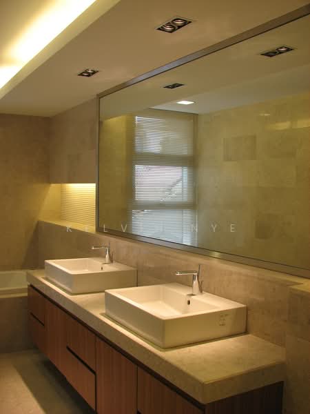 Cheap! 摩登乌节路别墅 Modern Bungalow Near Orchard MRT, , 7 Bedrooms, 6,800 sqft, Detached House For Rent, by Kelvin Nye, 500215911 - Bathroom - PropertyGuru.com.sg