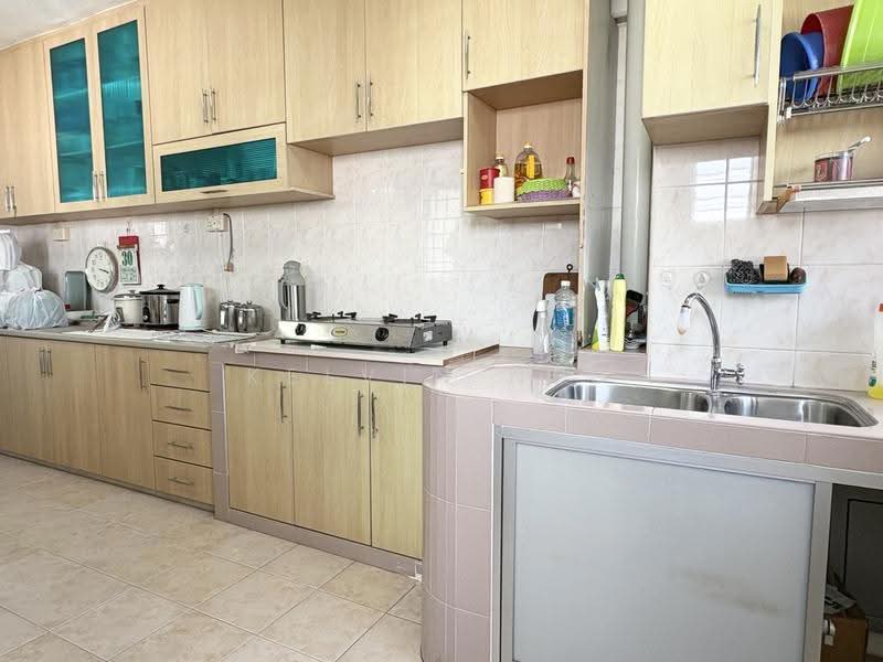 320 Hougang Avenue 5, 320 Hougang Avenue 5, Hougang / Punggol / Sengkang, 3 Bedrooms, 1,302 sqft, HDB Flat For Sale, by Kelvin Neo, 500215919 - PropertyGuru.com.sg