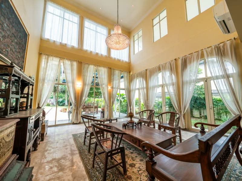 Swiss Club Road, , 8 Bedrooms, 10,000 sqft, Good Class Bungalow For Sale, by Steve Teo, 500215923 - Living Room - PropertyGuru.com.sg