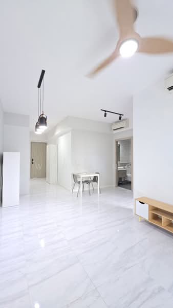 The Alps Residences, 105 Tampines Street 86, 2 Bedrooms, 689 sqft, Condominium For Sale, by Liew Wenzheng, 500215934 - Living Room - PropertyGuru.com.sg