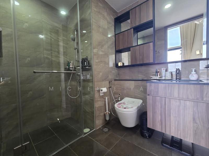 Kent Ridge Hill Residences, 68 South Buona Vista Road, Buona Vista / West Coast / Clementi New Town, 4 Bedrooms, 1,442 sqft, Condominium For Sale, by Michelle Yap, 500215935 - Bathroom - PropertyGuru.com.sg