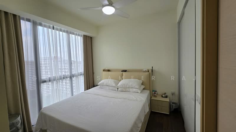 The Luxurie, 11 Compassvale Road, 2 Bedrooms, 883 sqft, Condominium For Sale, by Gupta Sameer Raj, 500215936 - Bedroom - PropertyGuru.com.sg