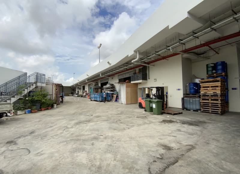 Woodlands Industrial Xchange, 71 Woodlands Avenue 10, 1,722 sqft, Factory / Workshop (B2) For Rent, by Joshua Goh, 500215947 - Exterior - CommercialGuru.com.sg
