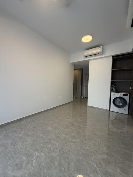 Bartley Vue, 6 Jalan Bunga Rampai, 2 Bedrooms, 657 sqft, Condominium For Sale, by Iris Lee, 500215948 - Spacious Living & Dining - PropertyGuru.com.sg