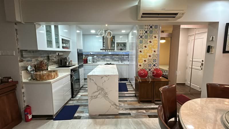 533 Hougang Avenue 6, 533 Hougang Avenue 6, 3 Bedrooms, 1,560 sqft, HDB Flat For Sale, by Uthirapathi Sowmya (Sowmya), 500215970 - Kitchen - PropertyGuru.com.sg