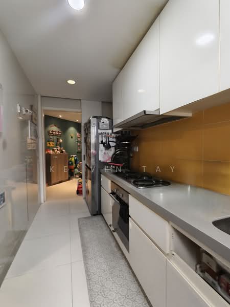 The Interlace, 198 Depot Road, 3 Bedrooms, 1,464 sqft, Condominium For Sale, by Kelvin Tay, 500215977 - Kitchen - PropertyGuru.com.sg