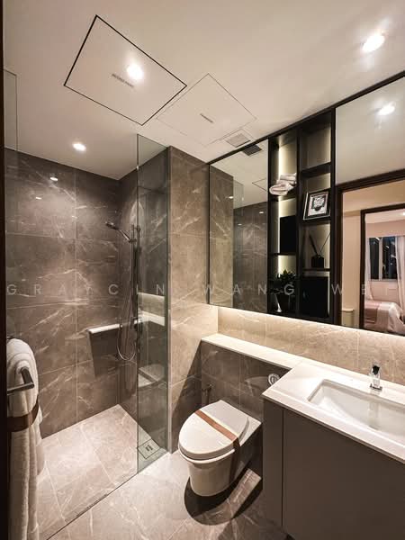 Grand Dunman, 18 Dunman Road, East Coast / Marine Parade, 2 Bedrooms, 775 sqft, Condominium For Sale, by Graycin Wang Wei Ru, 500215987 - Bathroom - PropertyGuru.com.sg