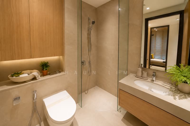 The Hillshore, 292 Pasir Panjang Rd, Buona Vista / West Coast / Clementi New Town, 3 Bedrooms, 1,055 sqft, Condominium For Sale, by Shaun Lim, 500215993 - Bathroom - PropertyGuru.com.sg