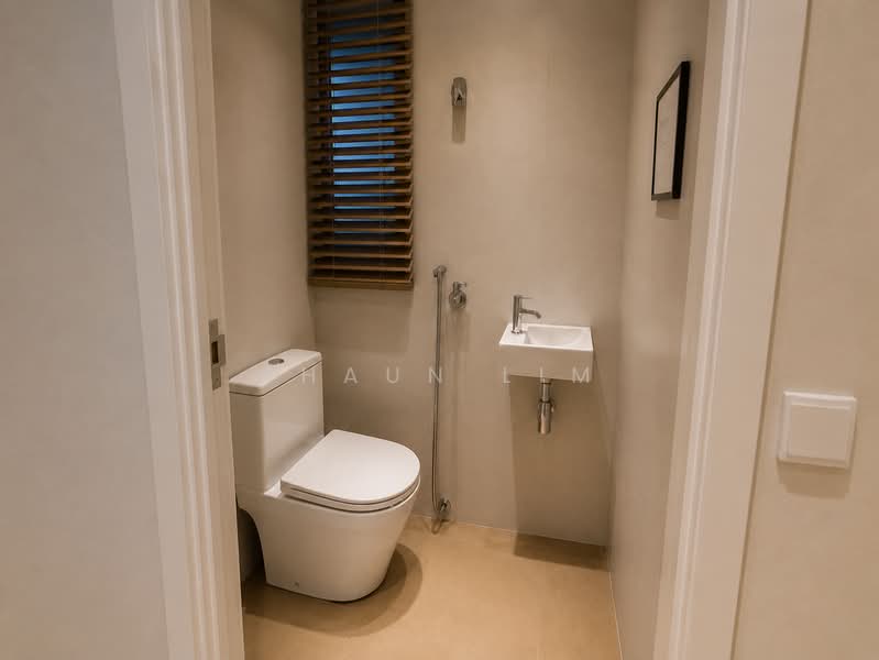 The Hillshore, 292 Pasir Panjang Rd, Buona Vista / West Coast / Clementi New Town, 3 Bedrooms, 1,055 sqft, Condominium For Sale, by Shaun Lim, 500215993 - Bathroom - PropertyGuru.com.sg