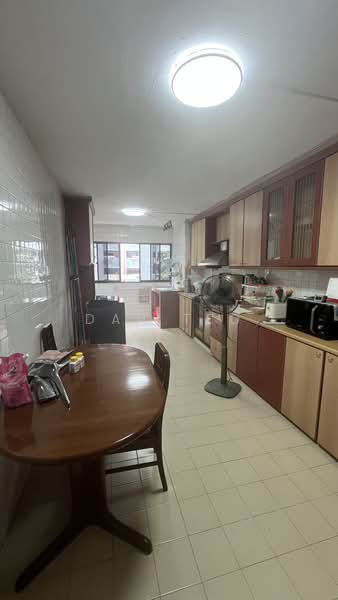 332 Clementi Avenue 2, 332 Clementi Avenue 2, 3 Bedrooms, 990 sqft, HDB Flat For Sale, by Dan Teo, 500215994 - Kitchen - PropertyGuru.com.sg