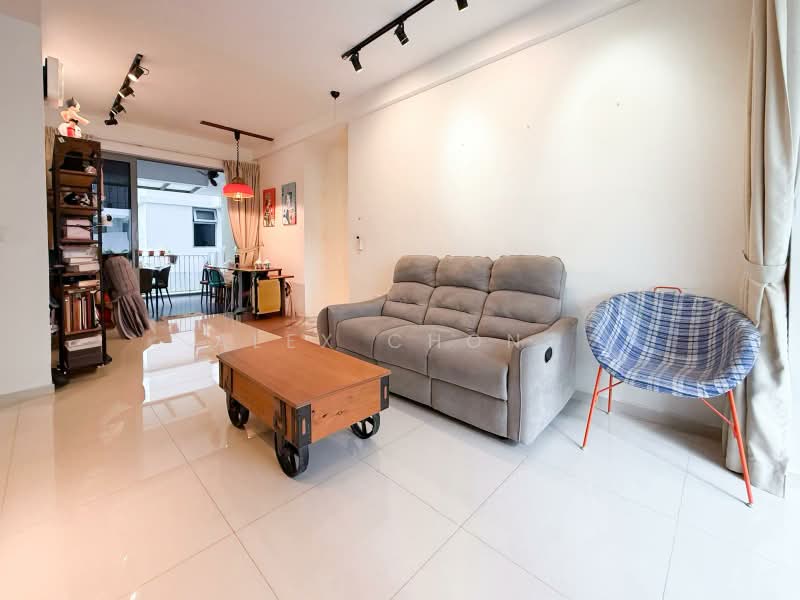 Arc at Tampines, Tampines Avenue 8, 3 Bedrooms, 1,421 sqft, Executive Condominium For Sale, by Alex Chong, 500216017 - Living Room - PropertyGuru.com.sg