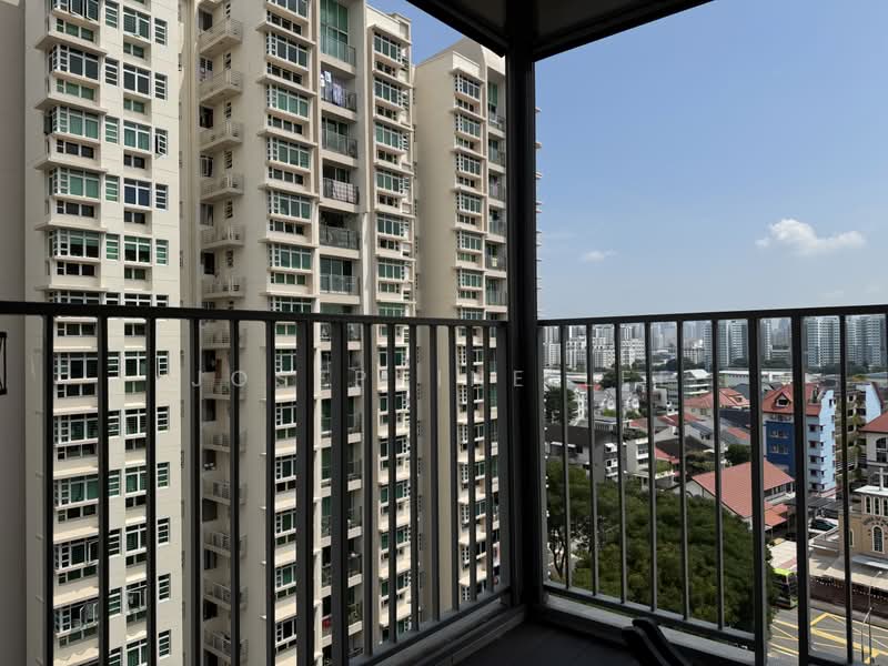 The Silver Fir, 9 Butterworth Lane, 1 Bedroom, 527 sqft, Apartment For Sale, by Josephine Lee, 500216022 - Balcony View - PropertyGuru.com.sg