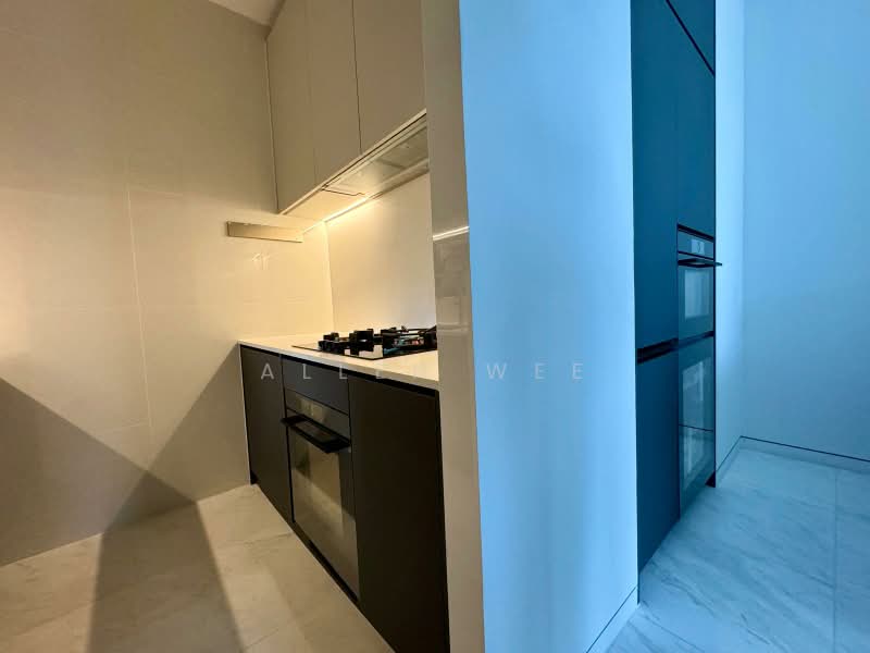 Cairnhill 16, 16 Cairnhill Rise, 3 Bedrooms, 1,055 sqft, Condominium For Sale, by Allen Wee, 500216054 - Kitchen - PropertyGuru.com.sg