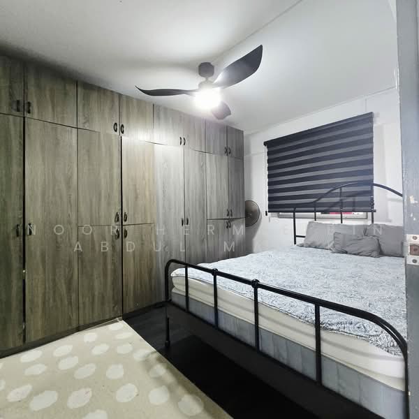 18 Bedok South Road, 18 Bedok South Road, 3 Bedrooms, 699 sqft, HDB Flat For Sale, by Noor Hermie Bin Abdul Malek, 500216059 - Bedroom - PropertyGuru.com.sg