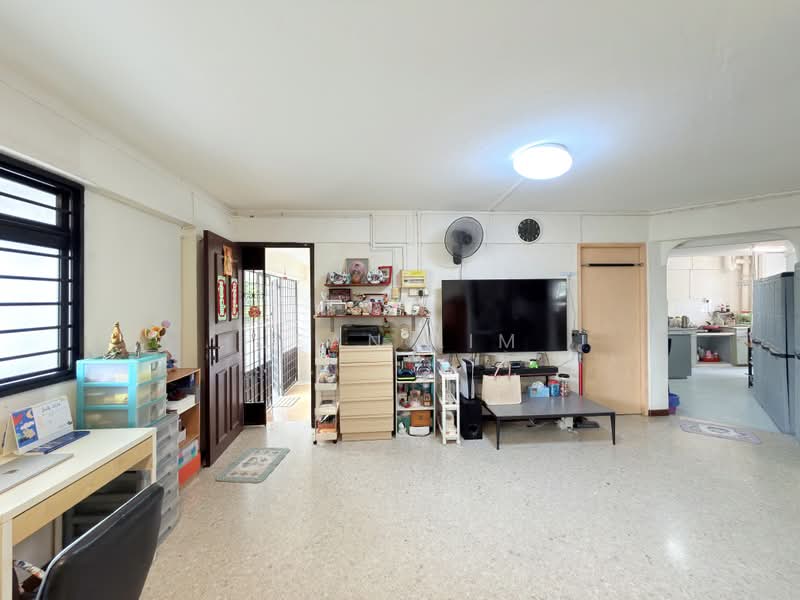 49 Dorset Road, 49 Dorset Road, 3 Bedrooms, 1,098 sqft, HDB Flat For Sale, by Jean Lim, 500216087 - Living Room - PropertyGuru.com.sg