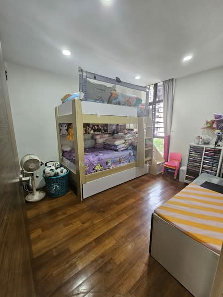 469 Segar Road, 469 Segar Road, 3 Bedrooms, 1,399 sqft, HDB Flat For Sale, by Bernard Kay, 500216091 - Bedroom - PropertyGuru.com.sg